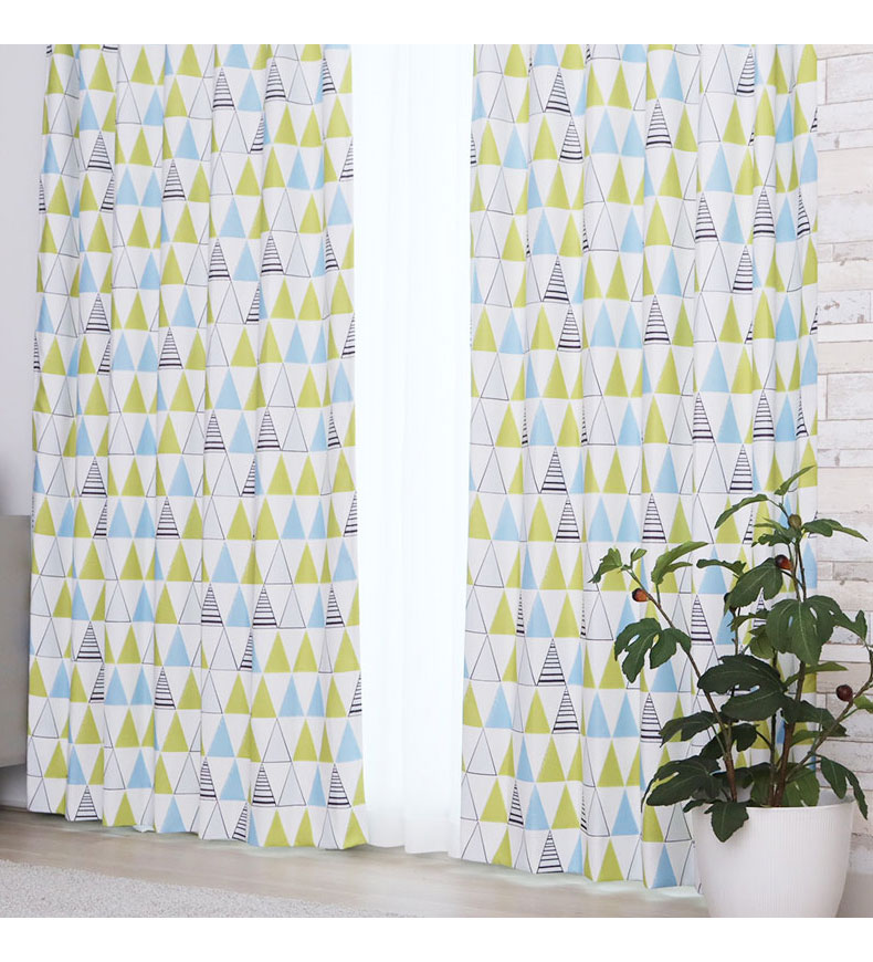 ドレープカーテン（厚地） トリアン